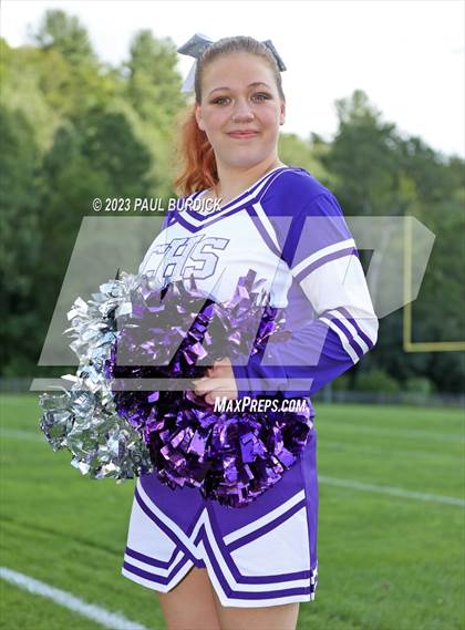 Thumbnail 1 in Coudersport Football Cheerleaders photogallery.