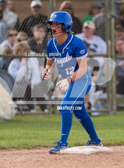 Thumbnail 1 in Hamilton Southeastern vs. Noblesville (IHSAA 4A Sectional 8 First Round) photogallery.