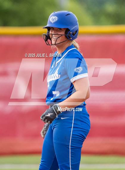 Thumbnail 3 in Hamilton Southeastern vs. Noblesville (IHSAA 4A Sectional 8 First Round) photogallery.