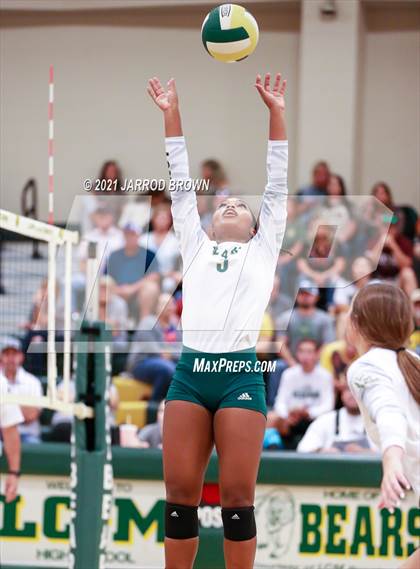 Thumbnail 3 in Deweyville @ Little Cypress-Mauriceville photogallery.