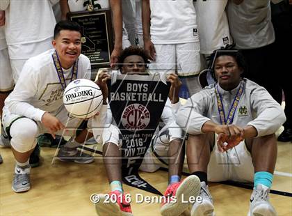 Thumbnail 1 in Moreau Catholic vs. Miramonte (CIF NCS D3 Final) photogallery.