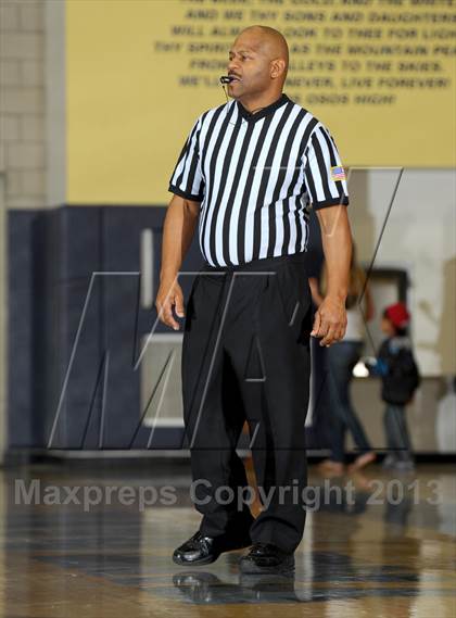 Thumbnail 1 in Los Osos vs. Ribet Academy (I Have a Dream Classic) photogallery.