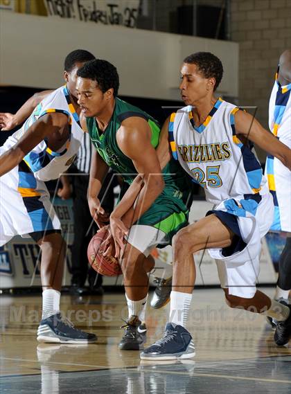Thumbnail 2 in Los Osos vs. Ribet Academy (I Have a Dream Classic) photogallery.