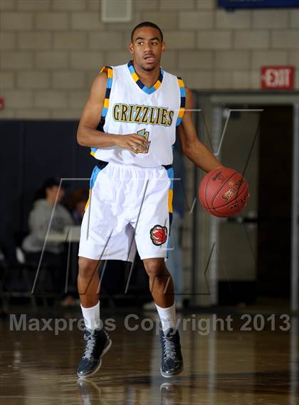 Thumbnail 1 in Los Osos vs. Ribet Academy (I Have a Dream Classic) photogallery.