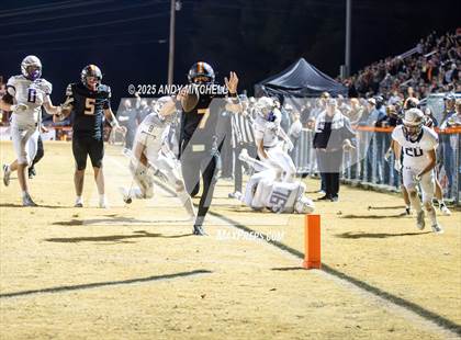 Thumbnail 2 in Sequatchie County vs Meigs County (3A second round) photogallery.