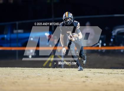 Thumbnail 3 in Sequatchie County vs Meigs County (3A second round) photogallery.