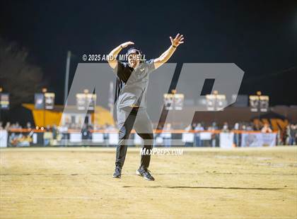 Thumbnail 2 in Sequatchie County vs Meigs County (3A second round) photogallery.