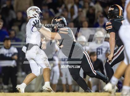 Thumbnail 2 in Sequatchie County vs Meigs County (3A second round) photogallery.