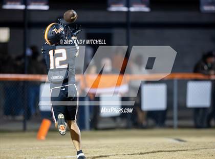 Thumbnail 2 in Sequatchie County vs Meigs County (3A second round) photogallery.