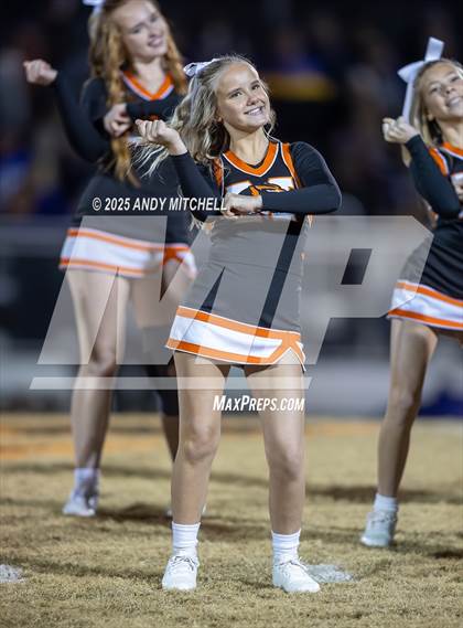 Thumbnail 3 in Sequatchie County vs Meigs County (3A second round) photogallery.