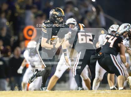 Thumbnail 2 in Sequatchie County vs Meigs County (3A second round) photogallery.