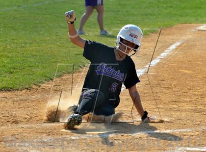 Thumbnail 3 in Oakland Mills @ Long Reach photogallery.