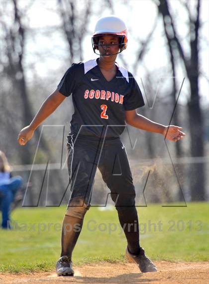 Thumbnail 2 in Oakland Mills @ Long Reach photogallery.