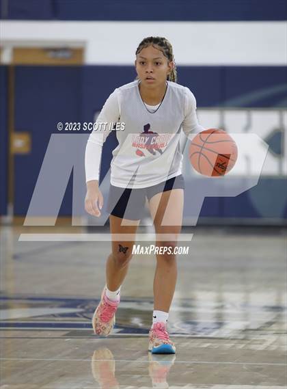 Thumbnail 2 in Pickerington North vs Thomas Worthington (Scrimmage) photogallery.