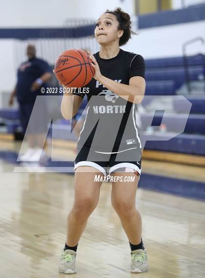 Thumbnail 3 in Pickerington North vs Thomas Worthington (Scrimmage) photogallery.
