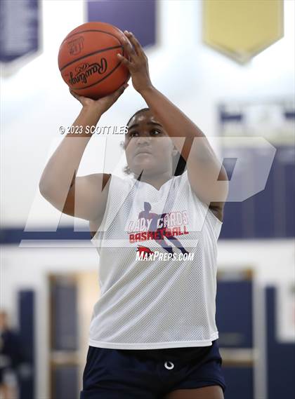 Thumbnail 2 in Pickerington North vs Thomas Worthington (Scrimmage) photogallery.