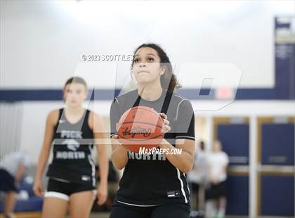 Thumbnail 1 in Pickerington North vs Thomas Worthington (Scrimmage) photogallery.
