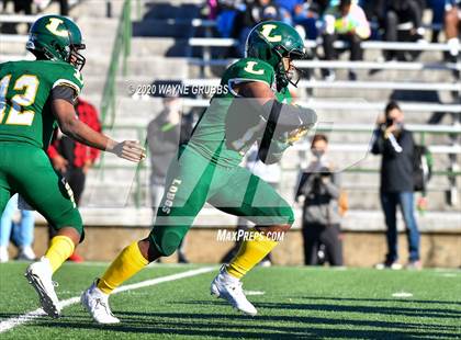 Thumbnail 3 in Ryan vs. Longview (UIL 5A D1 Regional Playoff) photogallery.
