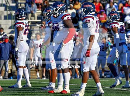 Thumbnail 2 in Ryan vs. Longview (UIL 5A D1 Regional Playoff) photogallery.