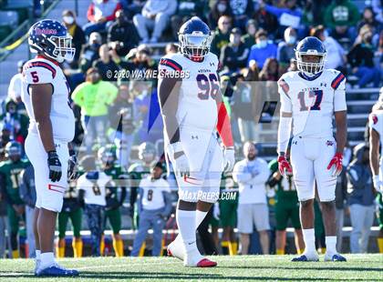 Thumbnail 3 in Ryan vs. Longview (UIL 5A D1 Regional Playoff) photogallery.