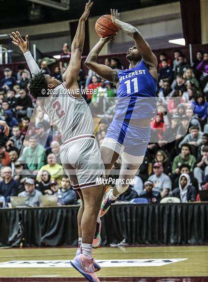 Thumbnail 3 in Sunrise Christian Academy vs. Hillcrest Prep (Spalding Hoophall Classic) photogallery.