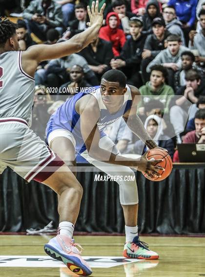 Thumbnail 2 in Sunrise Christian Academy vs. Hillcrest Prep (Spalding Hoophall Classic) photogallery.