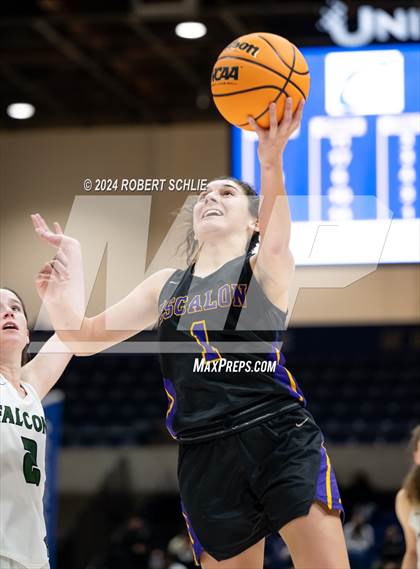 Thumbnail 2 in Colfax vs. Escalon (CIF SJS D4 Final) photogallery.