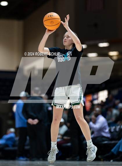 Thumbnail 3 in Colfax vs. Escalon (CIF SJS D4 Final) photogallery.