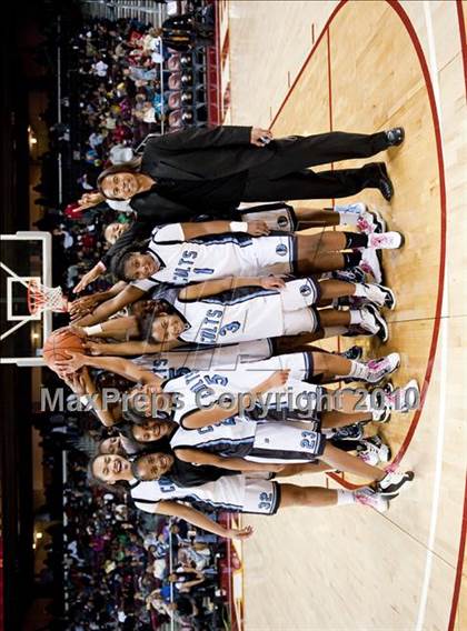 Thumbnail 1 in Carson vs. Narbonne (CIF LA City Section D1 Final) photogallery.