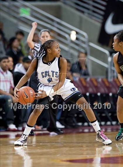 Thumbnail 2 in Carson vs. Narbonne (CIF LA City Section D1 Final) photogallery.