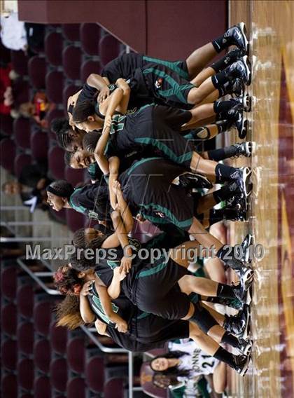 Thumbnail 3 in Carson vs. Narbonne (CIF LA City Section D1 Final) photogallery.