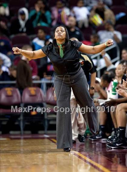 Thumbnail 1 in Carson vs. Narbonne (CIF LA City Section D1 Final) photogallery.