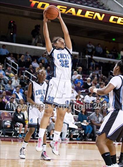 Thumbnail 1 in Carson vs. Narbonne (CIF LA City Section D1 Final) photogallery.
