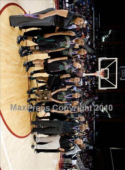 Thumbnail 3 in Carson vs. Narbonne (CIF LA City Section D1 Final) photogallery.