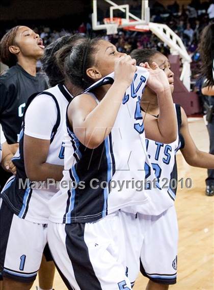 Thumbnail 1 in Carson vs. Narbonne (CIF LA City Section D1 Final) photogallery.
