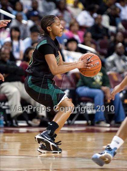 Thumbnail 2 in Carson vs. Narbonne (CIF LA City Section D1 Final) photogallery.