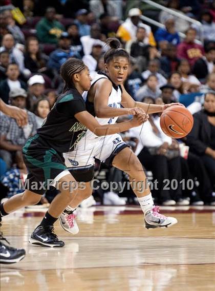 Thumbnail 2 in Carson vs. Narbonne (CIF LA City Section D1 Final) photogallery.