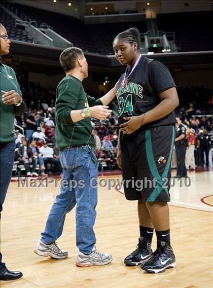Thumbnail 3 in Carson vs. Narbonne (CIF LA City Section D1 Final) photogallery.