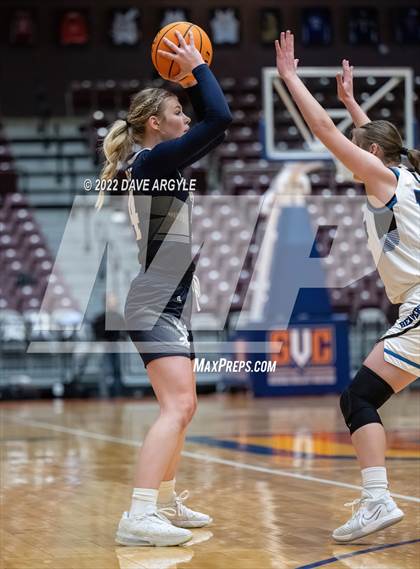 Thumbnail 1 in Duchesne vs. Beaver (UHSAA 2A Tournament) photogallery.