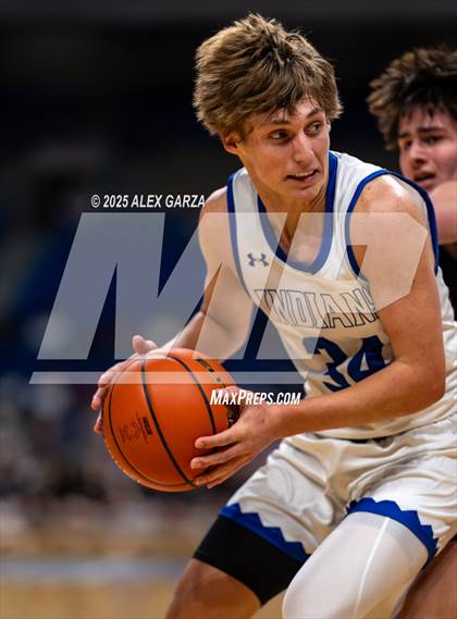 Thumbnail 3 in Lipan vs. Martin's Mill (UIL 2A Basketball Division II Final) photogallery.