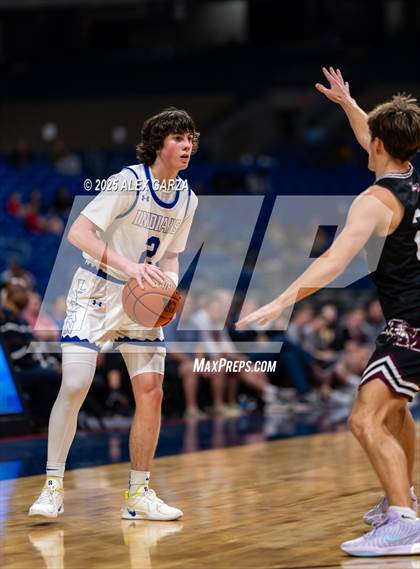 Thumbnail 2 in Lipan vs. Martin's Mill (UIL 2A Basketball Division II Final) photogallery.