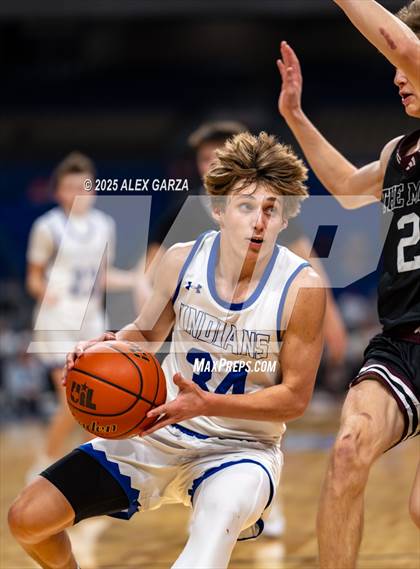 Thumbnail 1 in Lipan vs. Martin's Mill (UIL 2A Basketball Division II Final) photogallery.