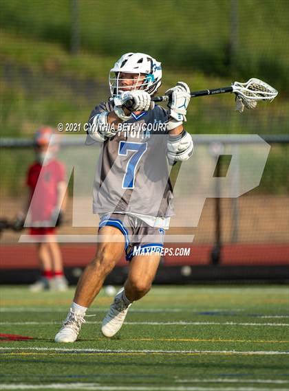 Thumbnail 2 in Regis Jesuit vs Fruita Monument (CHSAA 5A Round 1 Playoff) photogallery.