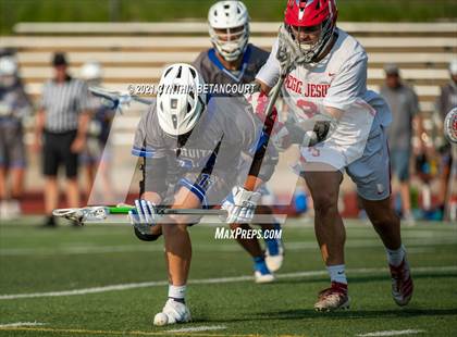 Thumbnail 2 in Regis Jesuit vs Fruita Monument (CHSAA 5A Round 1 Playoff) photogallery.