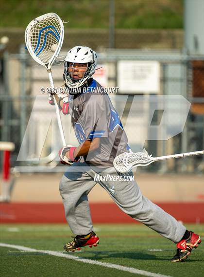 Thumbnail 1 in Regis Jesuit vs Fruita Monument (CHSAA 5A Round 1 Playoff) photogallery.