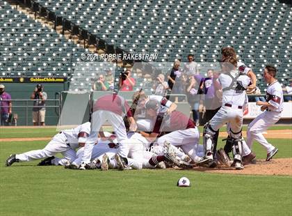 Thumbnail 1 in Kennard vs. Fayetteville (UIL 1A Final) photogallery.
