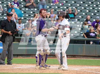 Thumbnail 2 in Kennard vs. Fayetteville (UIL 1A Final) photogallery.