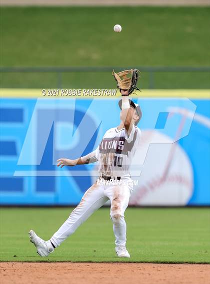 Thumbnail 3 in Kennard vs. Fayetteville (UIL 1A Final) photogallery.
