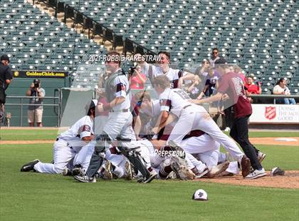 Thumbnail 3 in Kennard vs. Fayetteville (UIL 1A Final) photogallery.