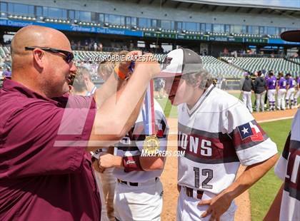 Thumbnail 1 in Kennard vs. Fayetteville (UIL 1A Final) photogallery.